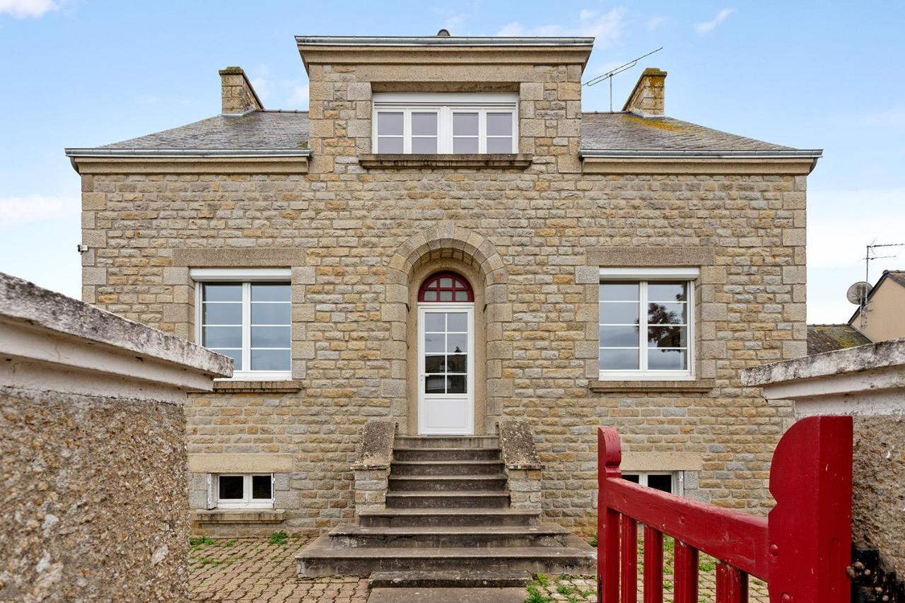 Loft British Au Pied Du Mont ! Daire Pontorson Dış mekan fotoğraf
